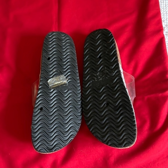 Ccocci black/ white sandals with 2 clear straps with buckles. Size 7 - Picture 6 of 7